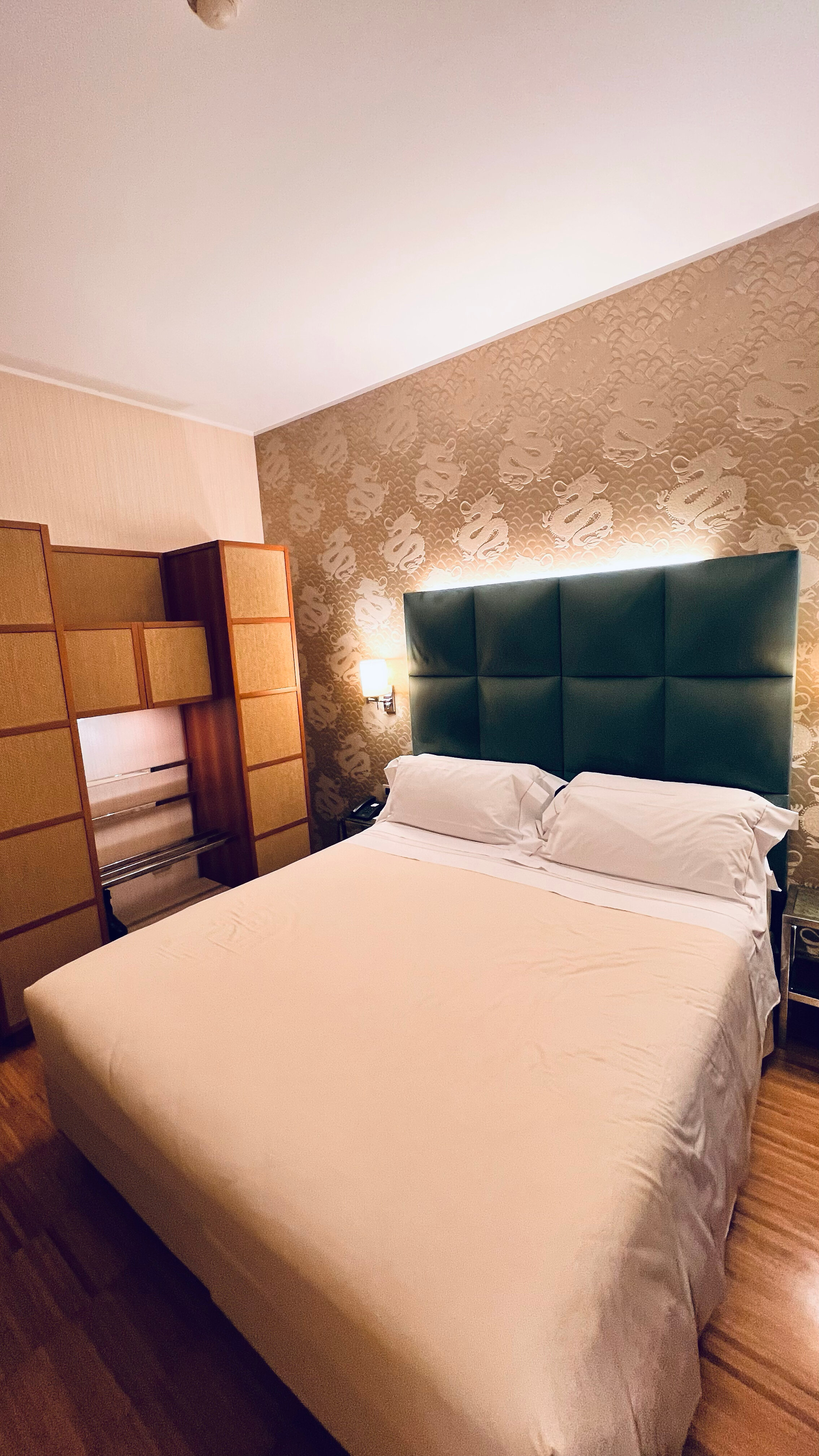 Фото Enterprise Hotel