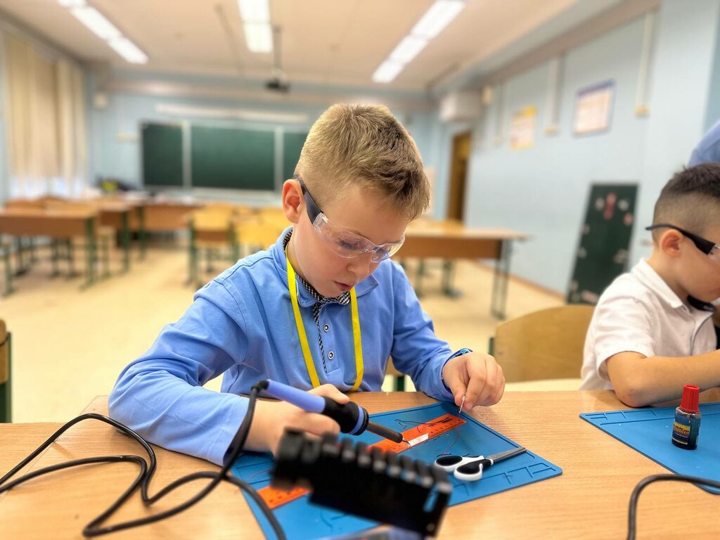 دورات تدريب على الكمبيوتر School of digital technologies ، ، صورة