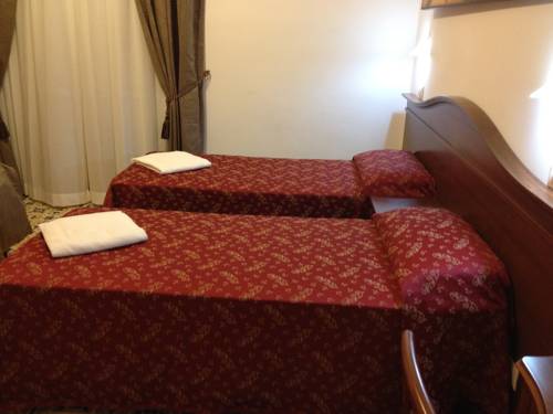 Фото Guesthouse Alex II