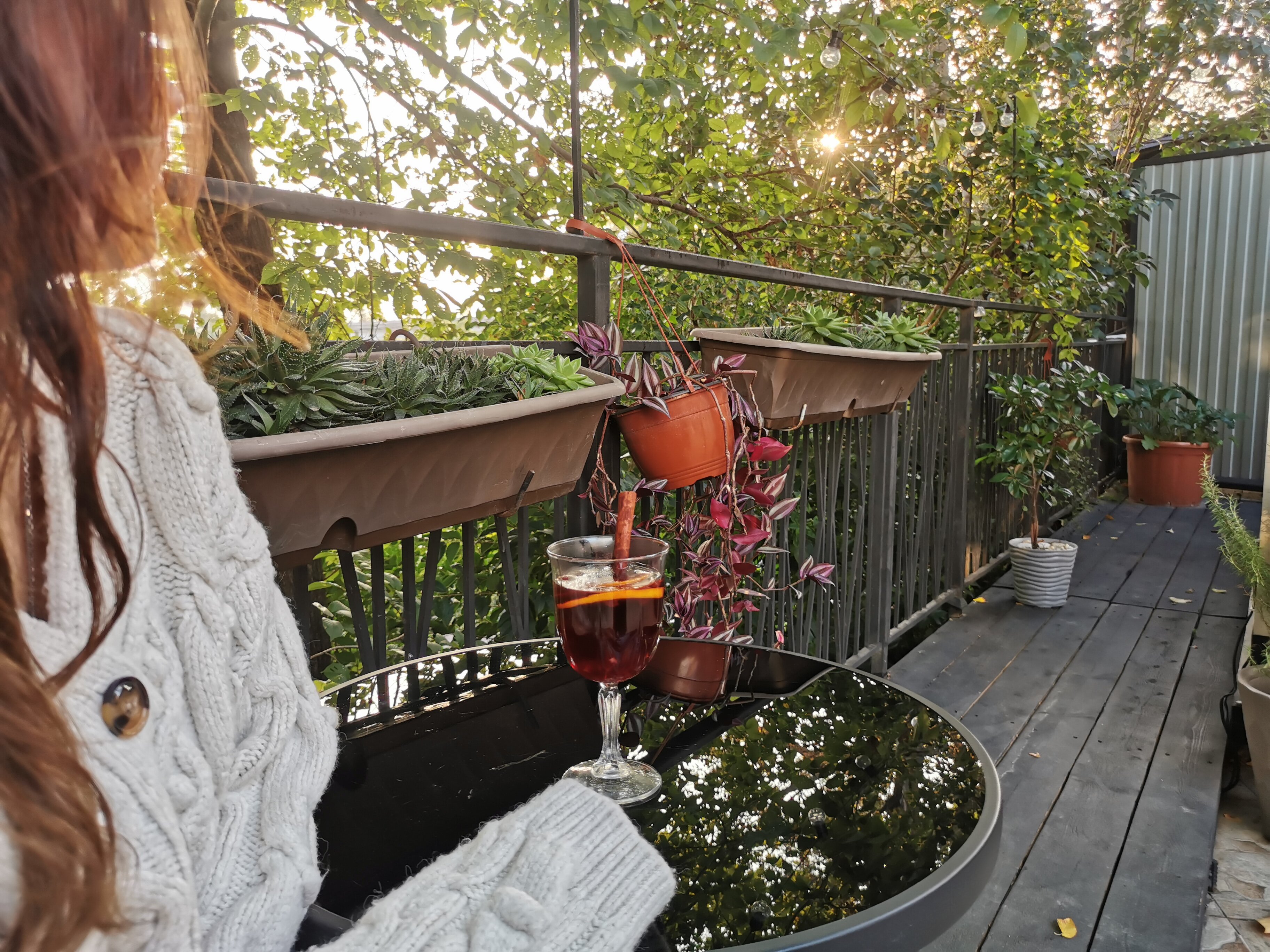 Фото Современник