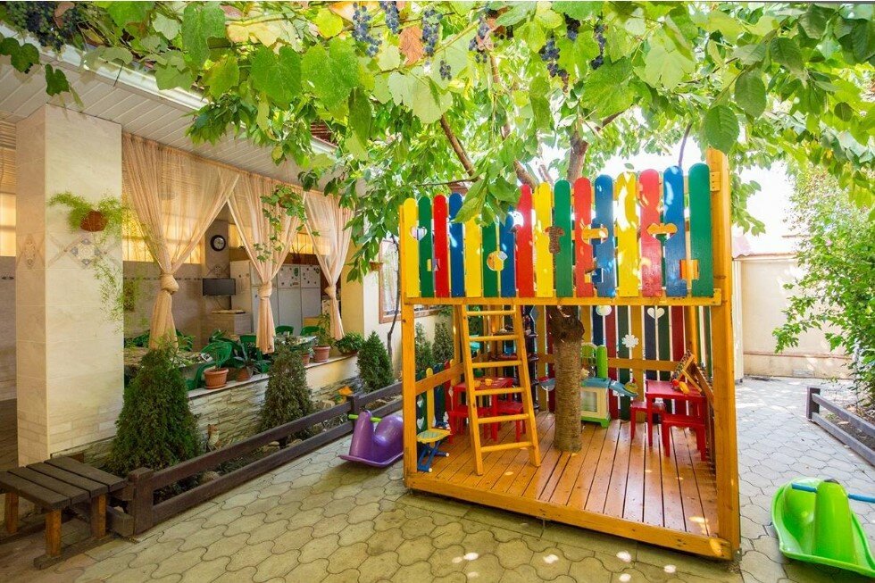 Фото отеля 2