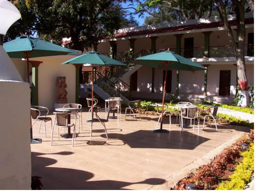 Фото Отель Jayamahal Palace