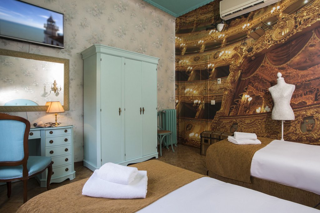 Фото Casual Madrid del Teatro