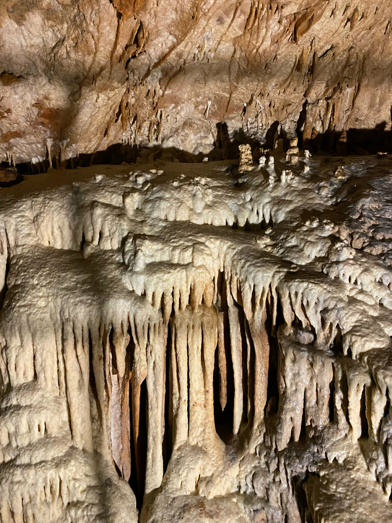 Doğa Oylat Mağarası, İnegöl, foto