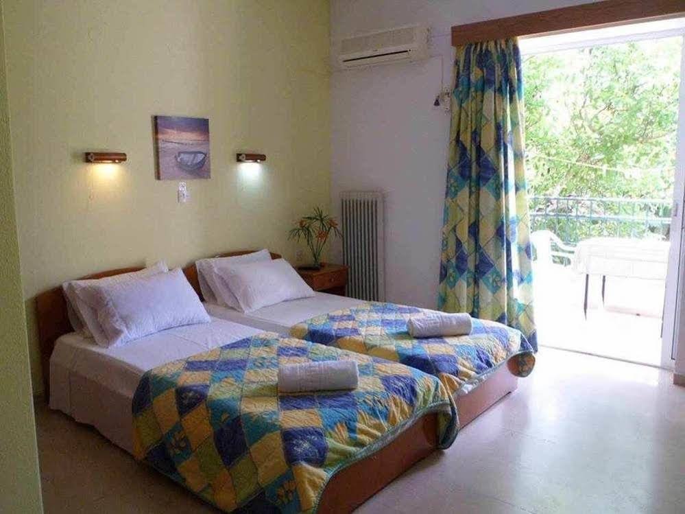 Фото Angela Hotel and Apartments