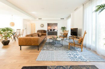 Фото Plaza de España Skyline