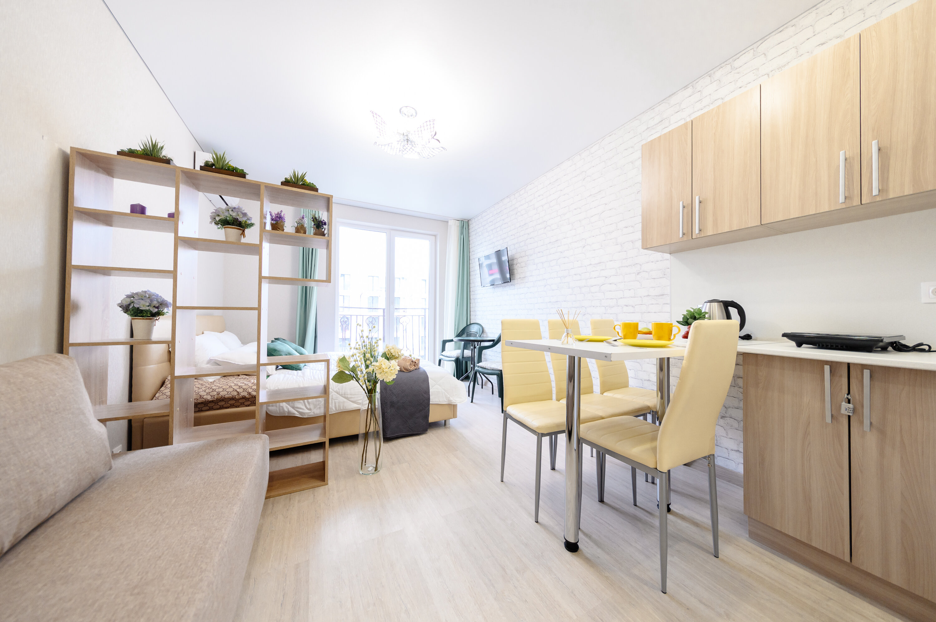 Фото Апартаменты на Счастливом переулке 26 от LetoApart