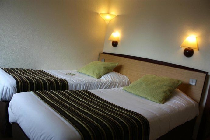 Фото Hôtel Campanile Reims Ouest - Tinqueux