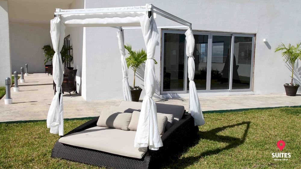 Фото Suites Malecon Cancun Torre Vancouver