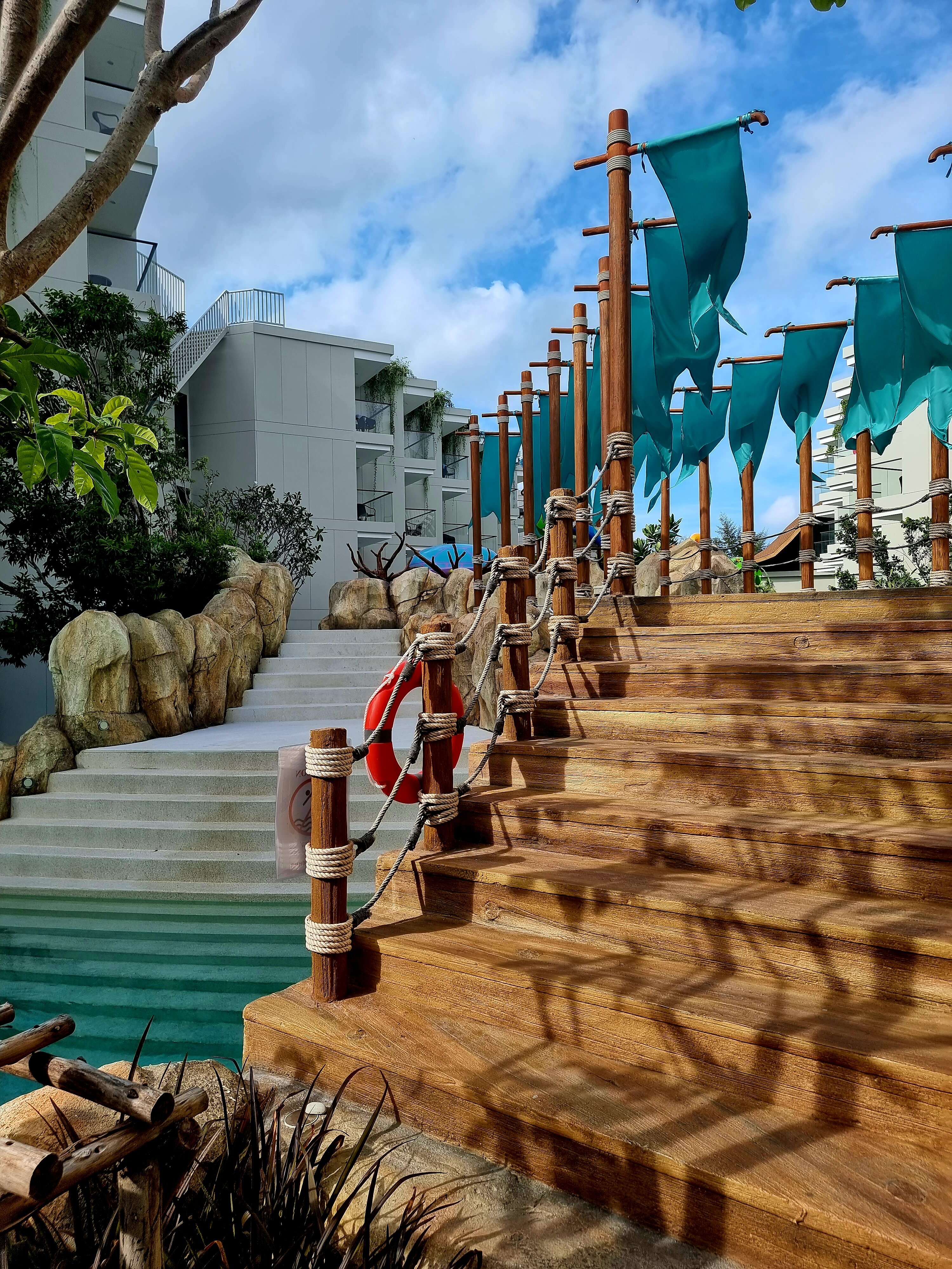 Фото Phuket Emerald Beach Resort