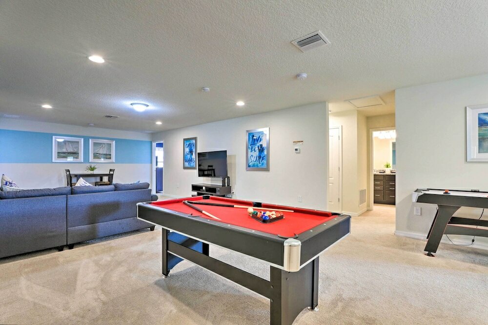 Фото Upscale Kissimmee Retreat