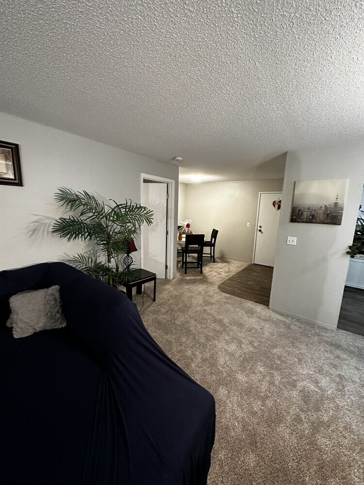 Фото 2 Br con patio por el centro comercial