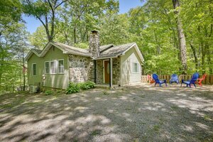 Гостиница Creekside Hudson Valley Retreat ~ 4 Mi to Winery!