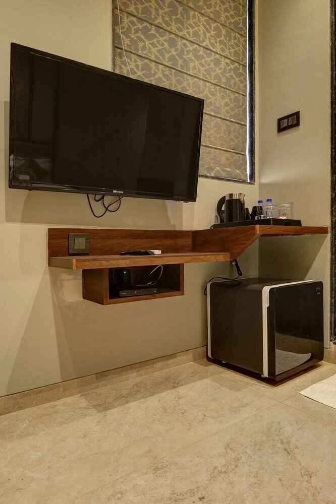 Фото StayBird - Fortune House Business Hotel