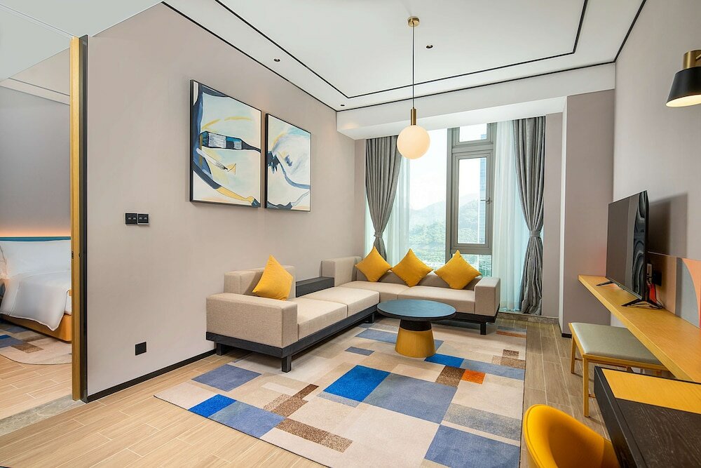 Фото Hilton Garden Inn Shenzhen Airport