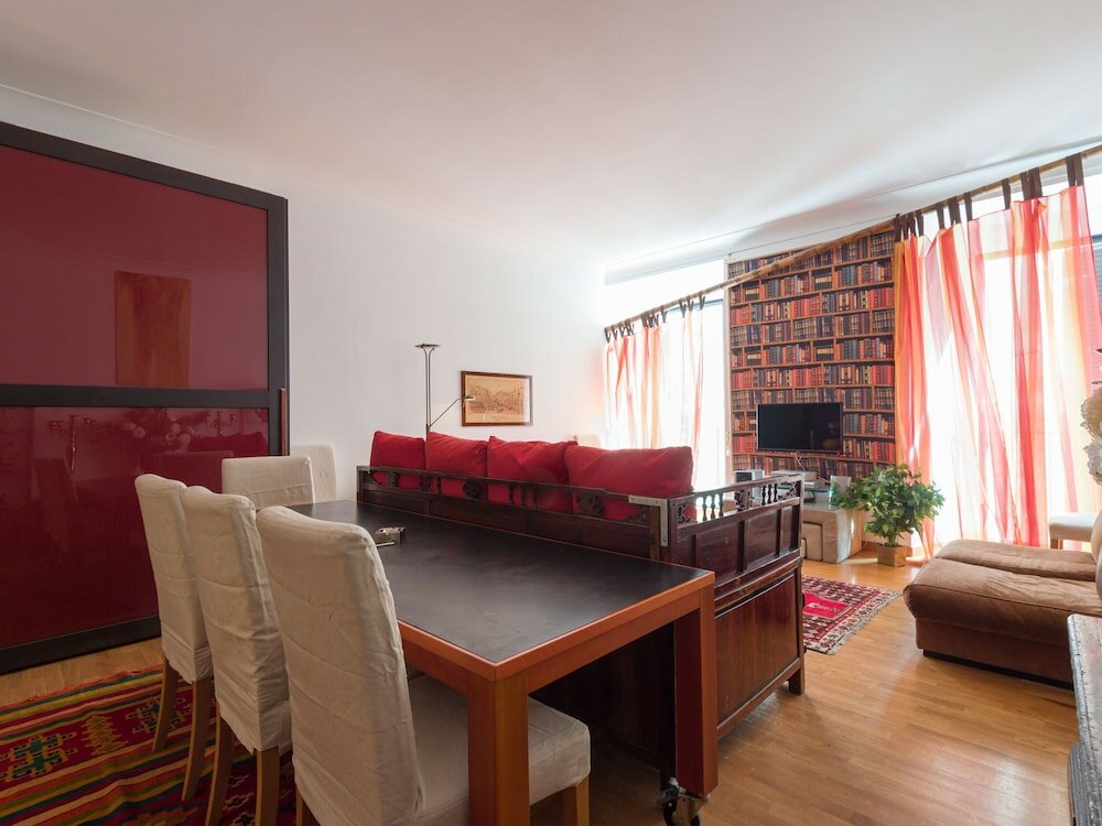 Фото Rsh Ghetto Enchanting Terrace Apartment