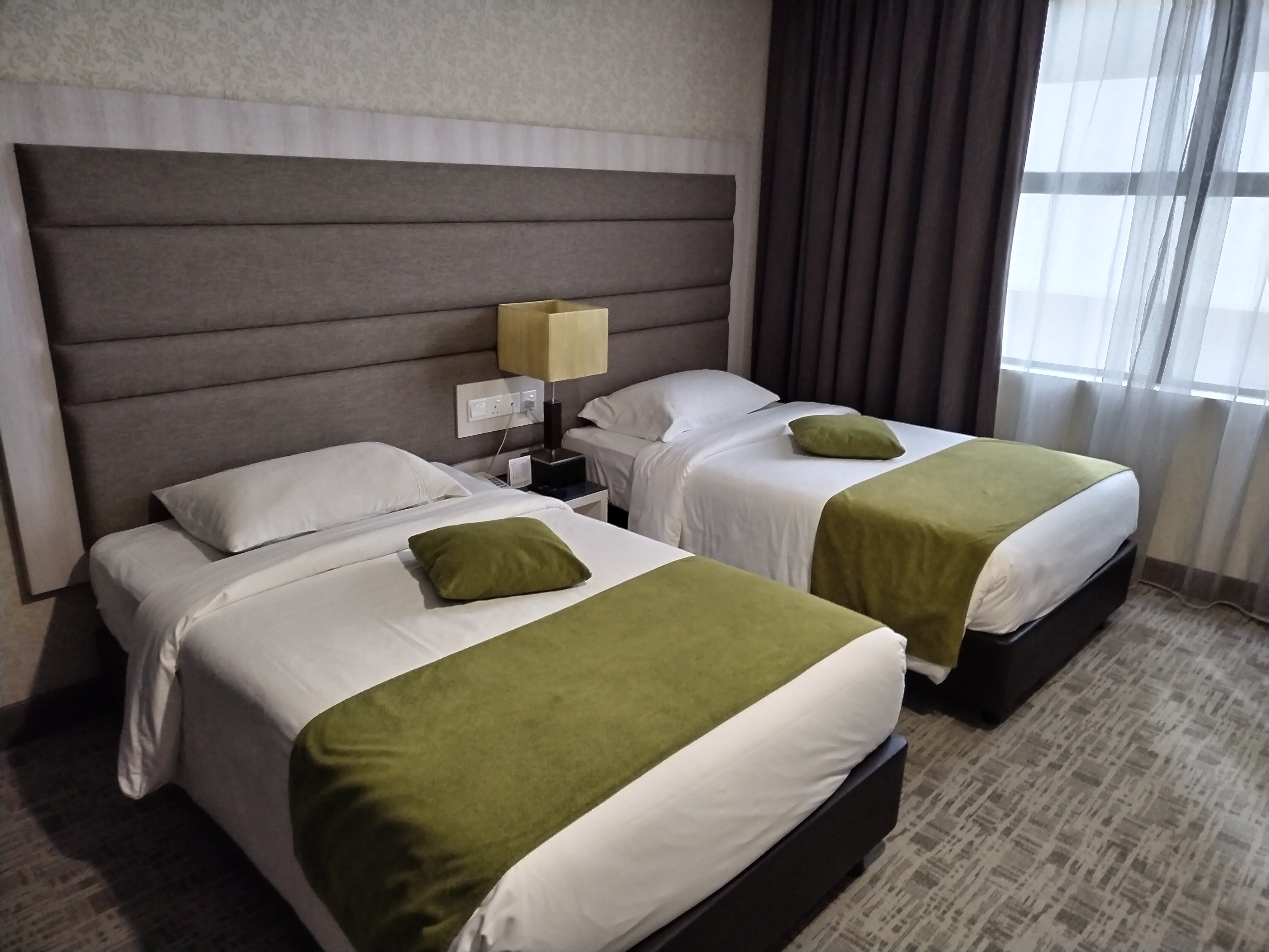 Фото Verdant Hill Hotel