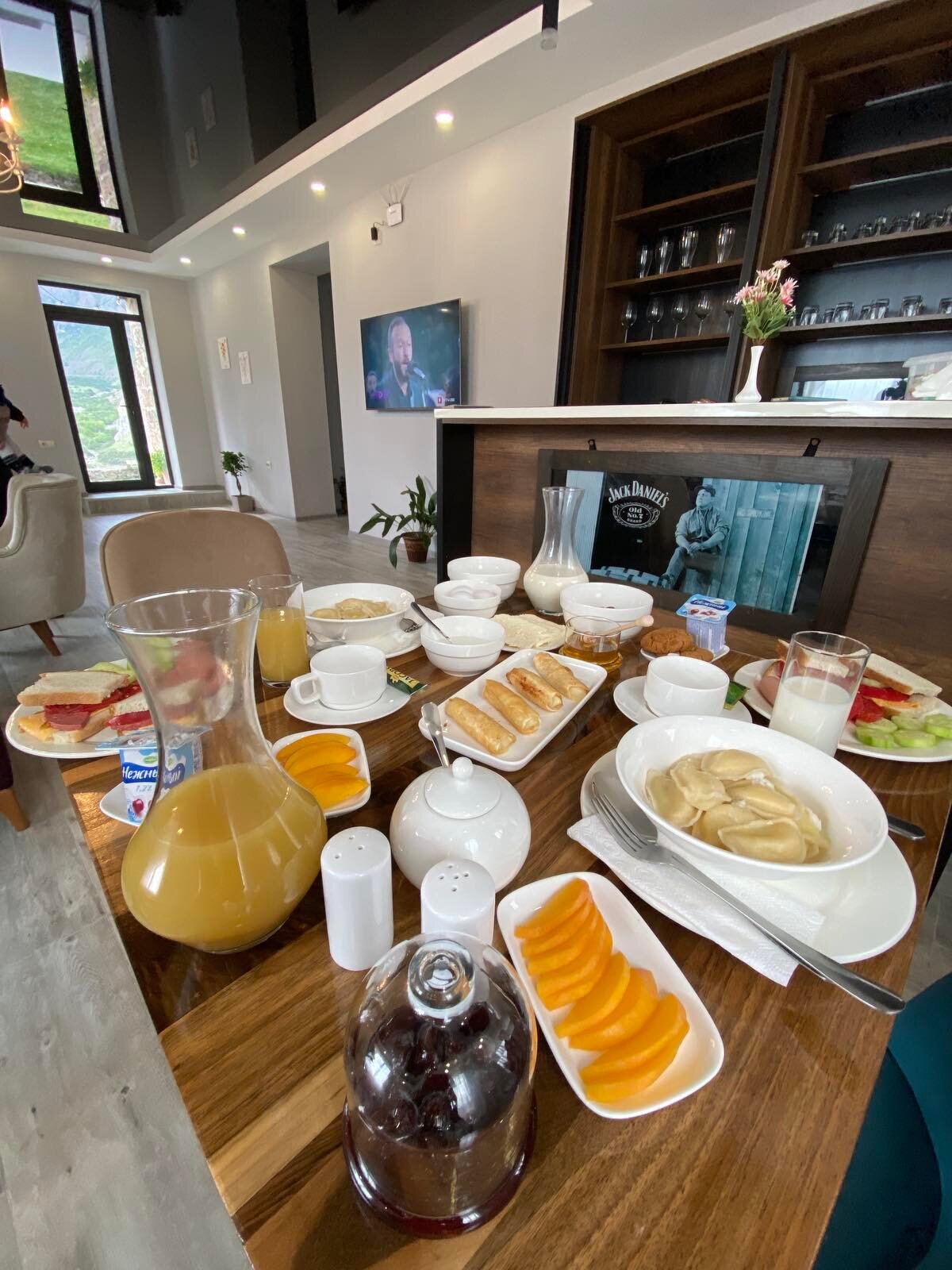 Фото Hotel Axien Kazbegi