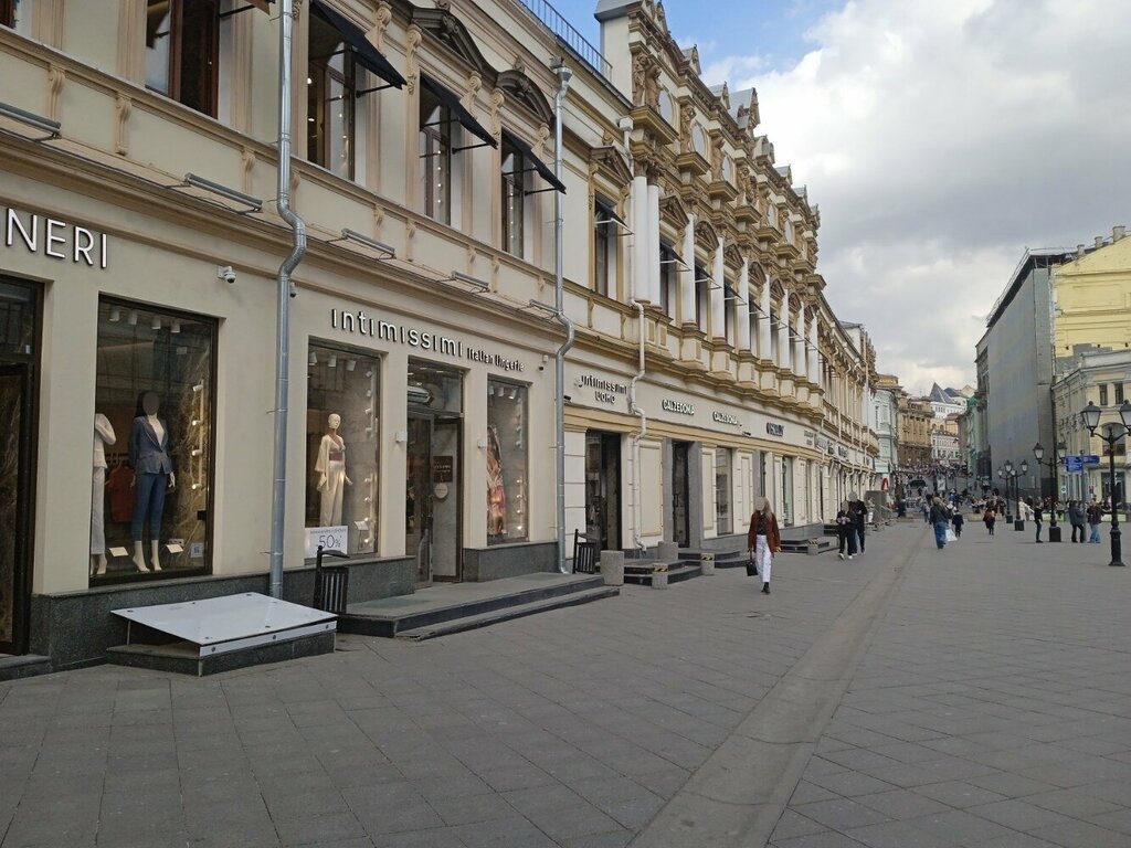 Lingerie and swimwear shop Intimissimi, Moscow, photo