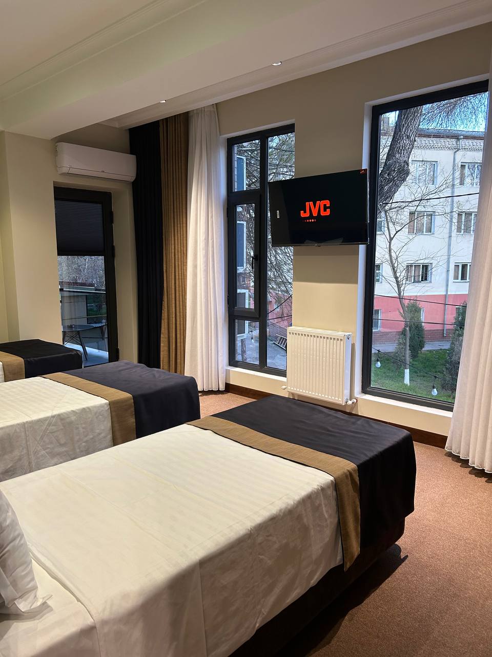 Фото Masdar Hotel