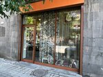 Lidia Decor (Khorenatsi Street, 3), cortinas, cornisas