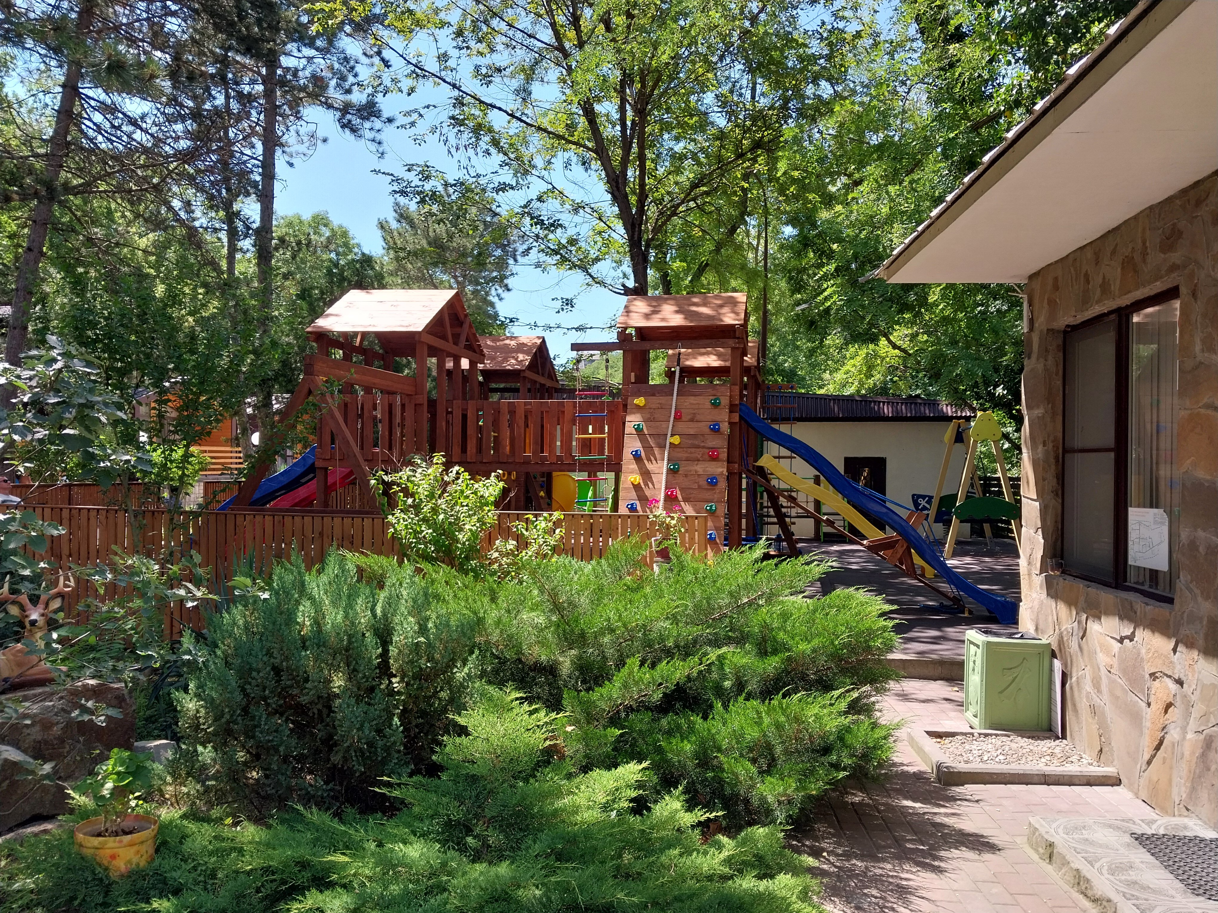 Фото отеля 3