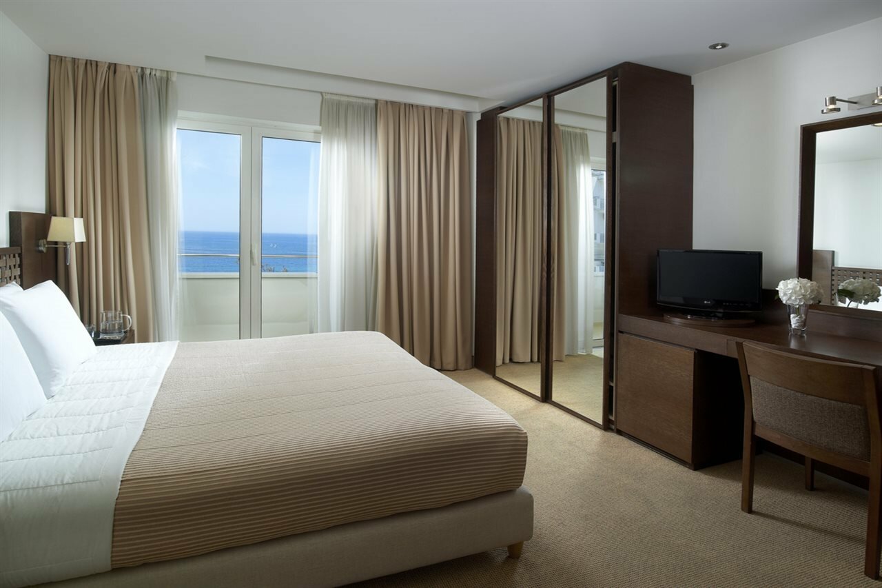 Фото Apartment Hotel Irida