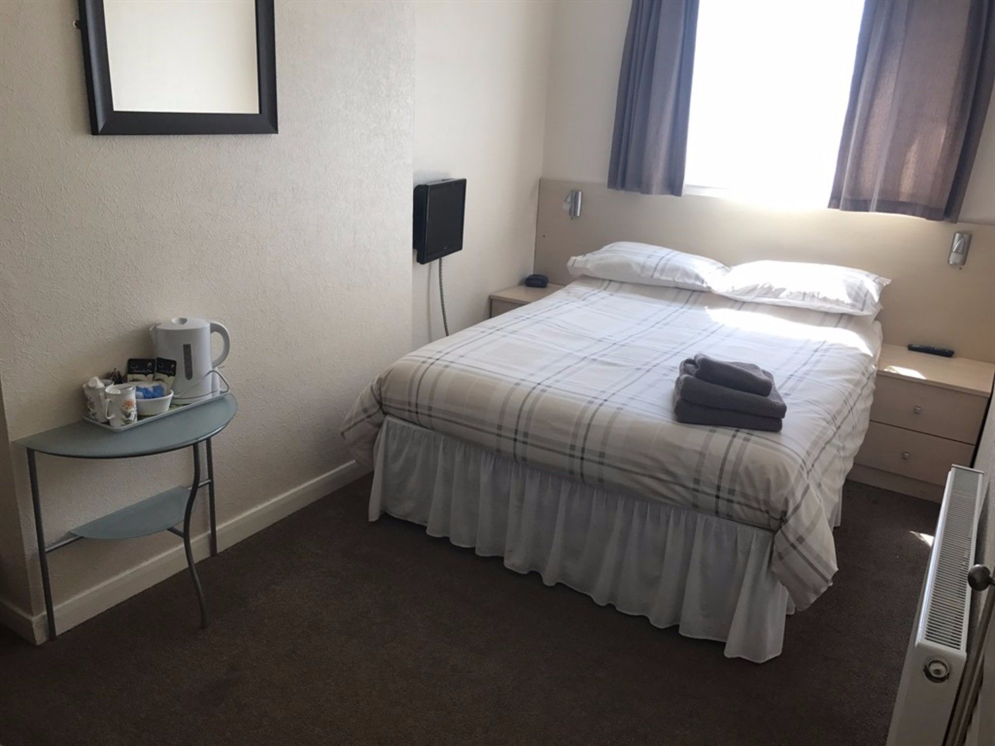 Фото St Annes Hotel