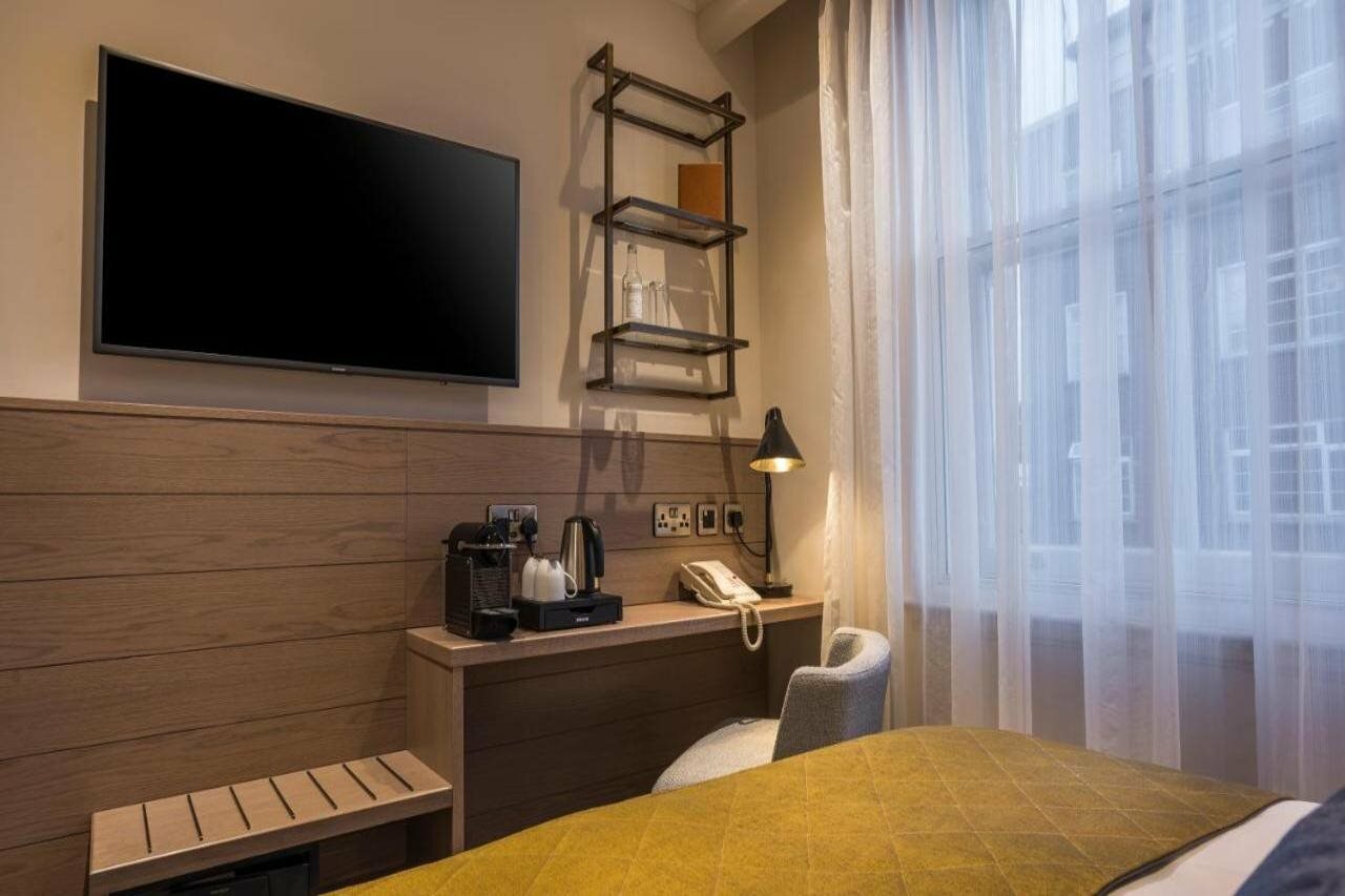 Фото Sloane Place