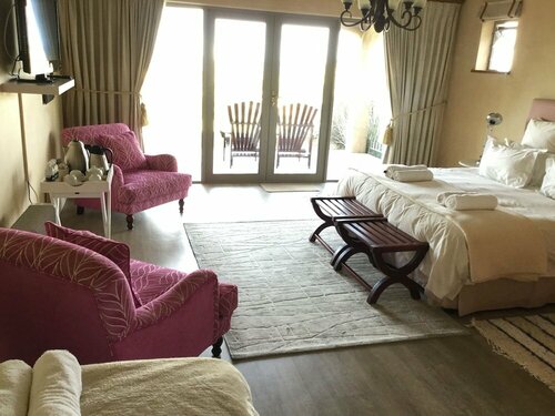 Внешний вид отеля On the Cliff Guest House в Муниципалитете Оверстранде, фото 4