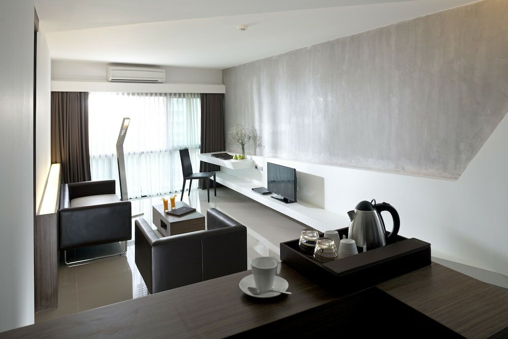 Фото Nine Forty One Hotel