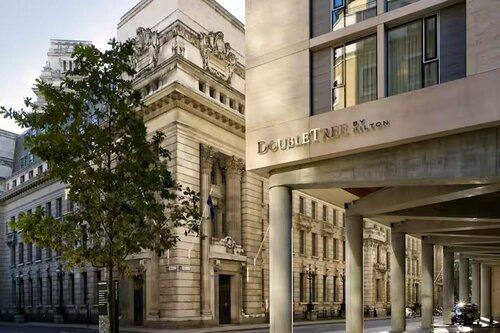 Внешний вид отеля DoubleTree by Hilton London - Tower of London в Сити, фото 5