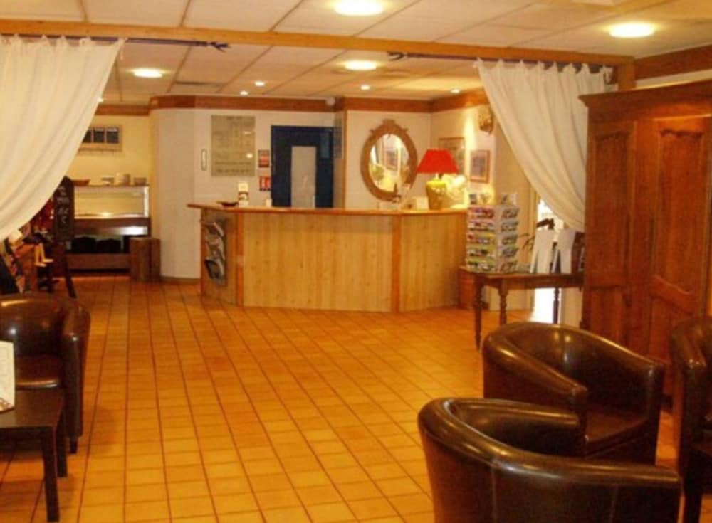 Фото Brit Hotel Le Beaulieu