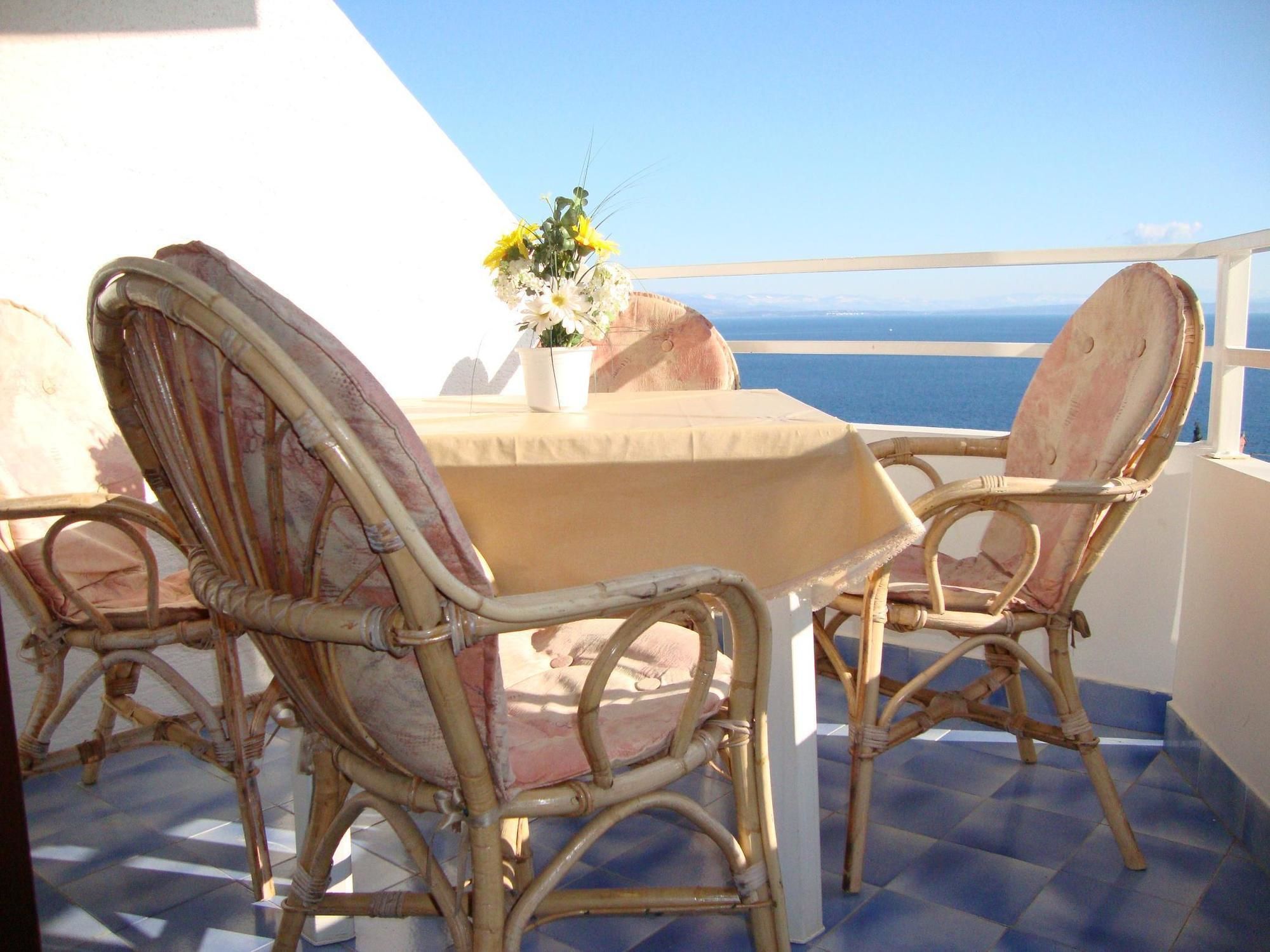 Фото Villa Roses Apartments & Wellness