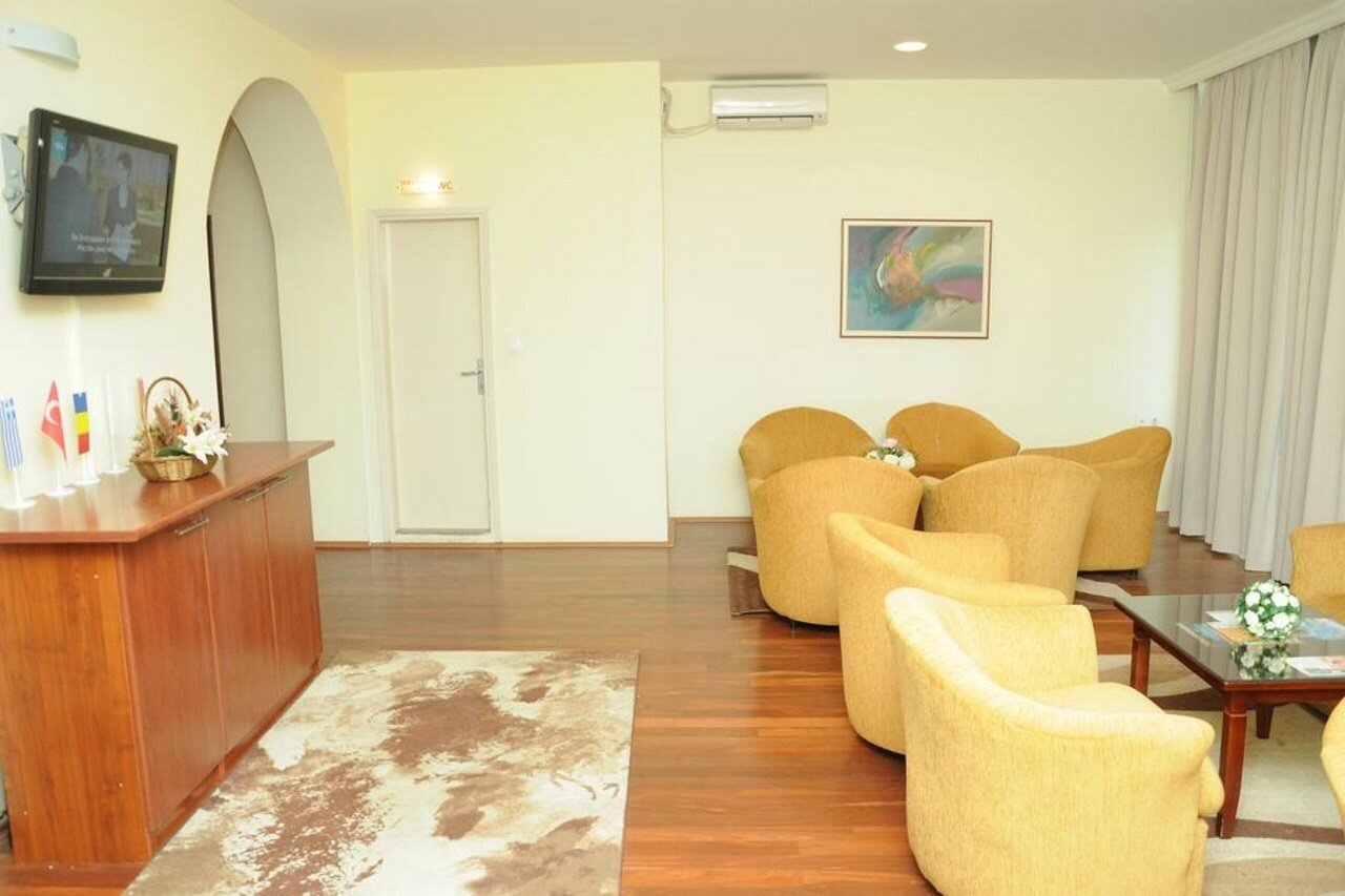 Фото Epinal Hotel Shirok Sokak