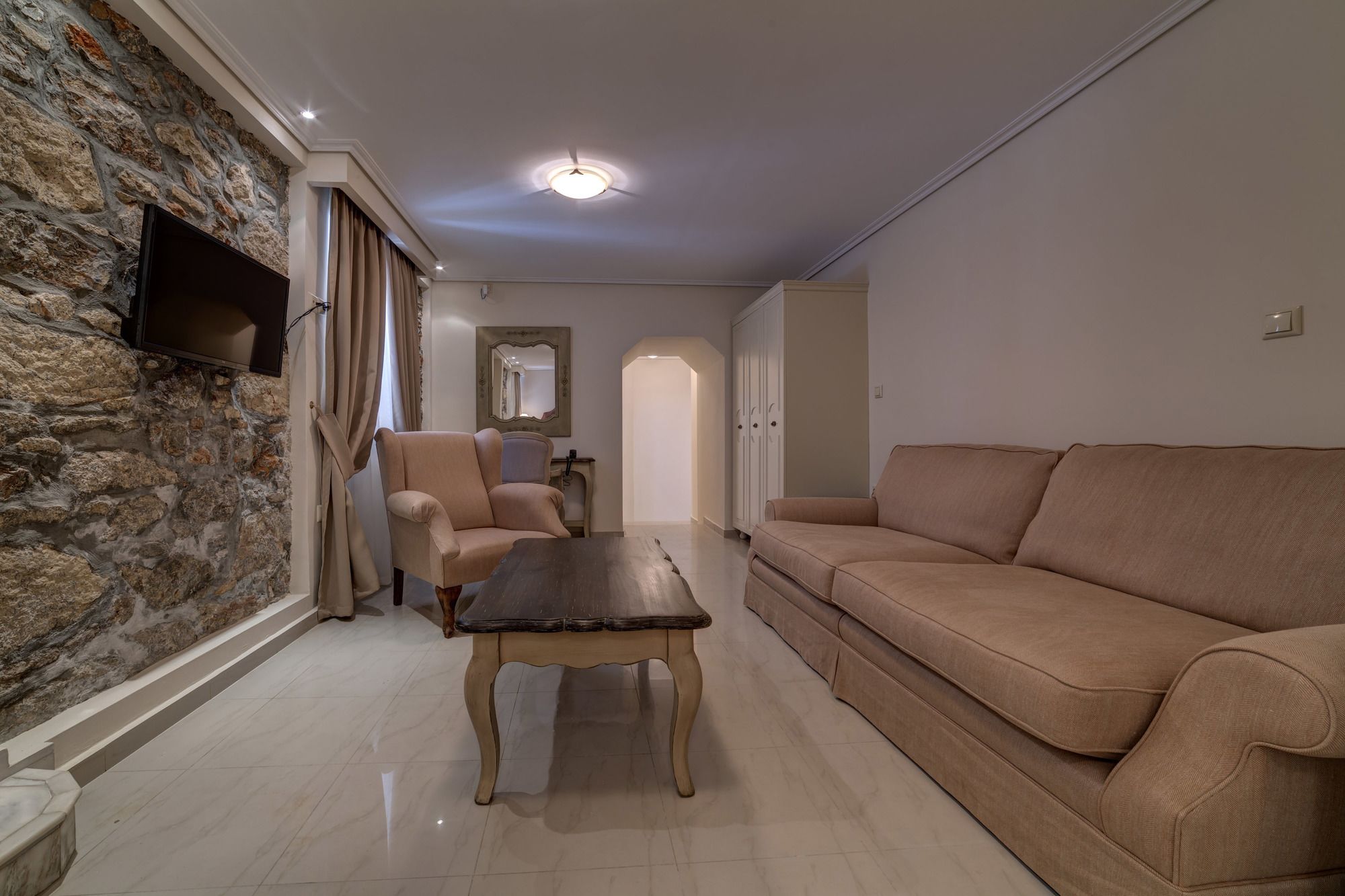 Фото Home & Poetry