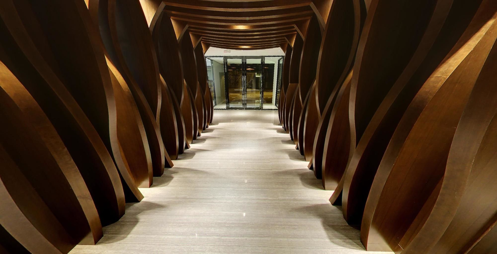 Фото Flora by Crossroads Hotel