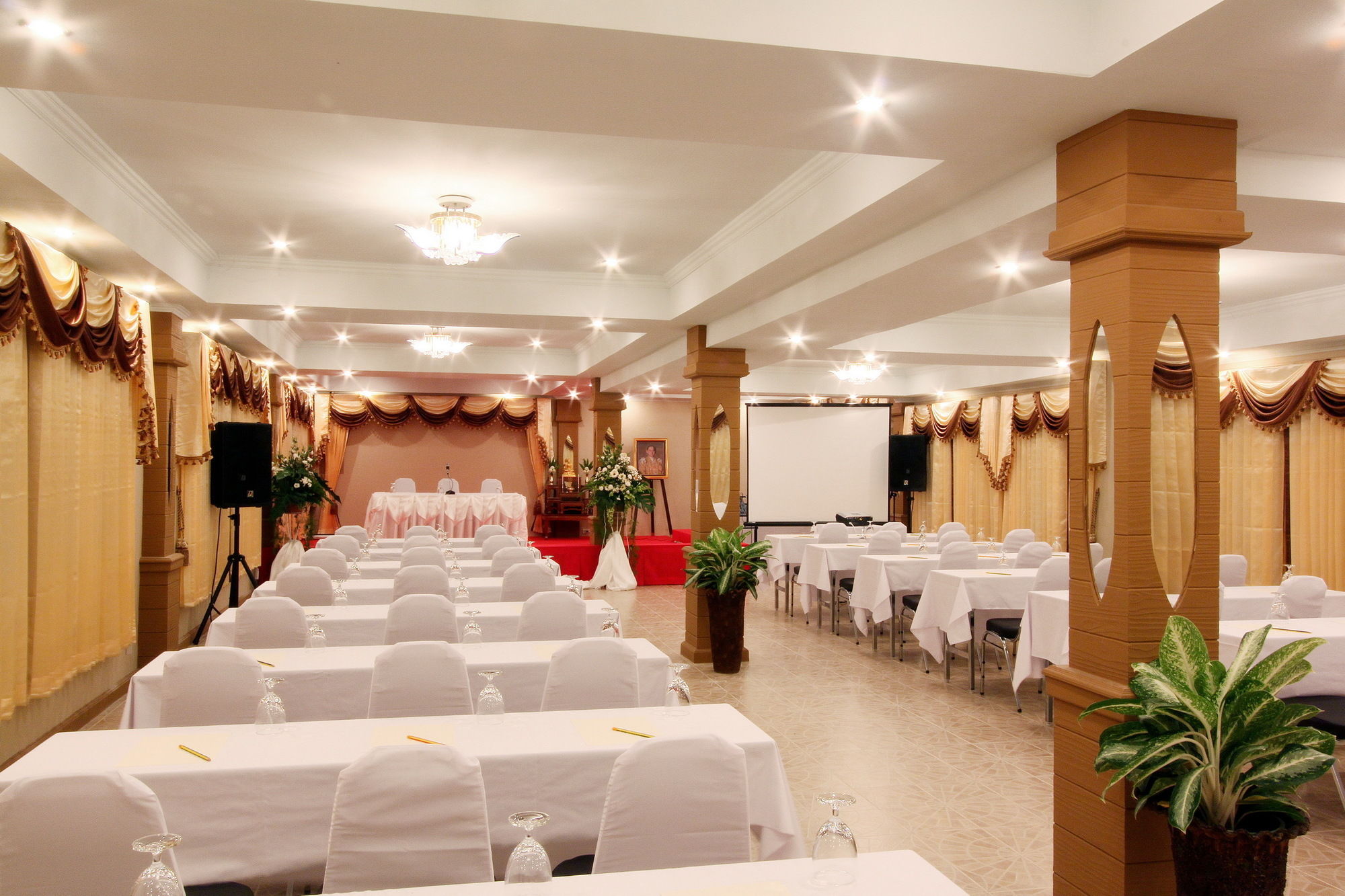 Фото Prachuab Garden View Resort