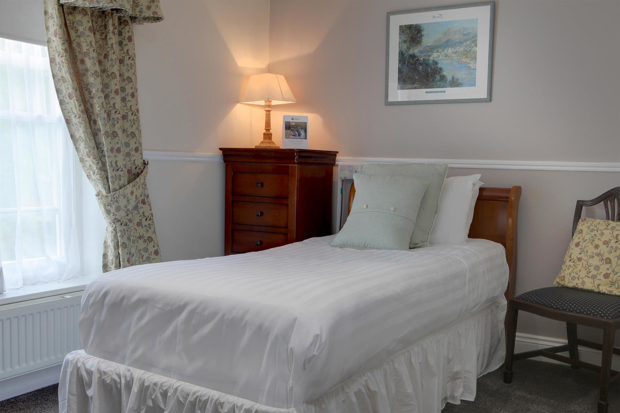 Фото The Gatehouse Hotel