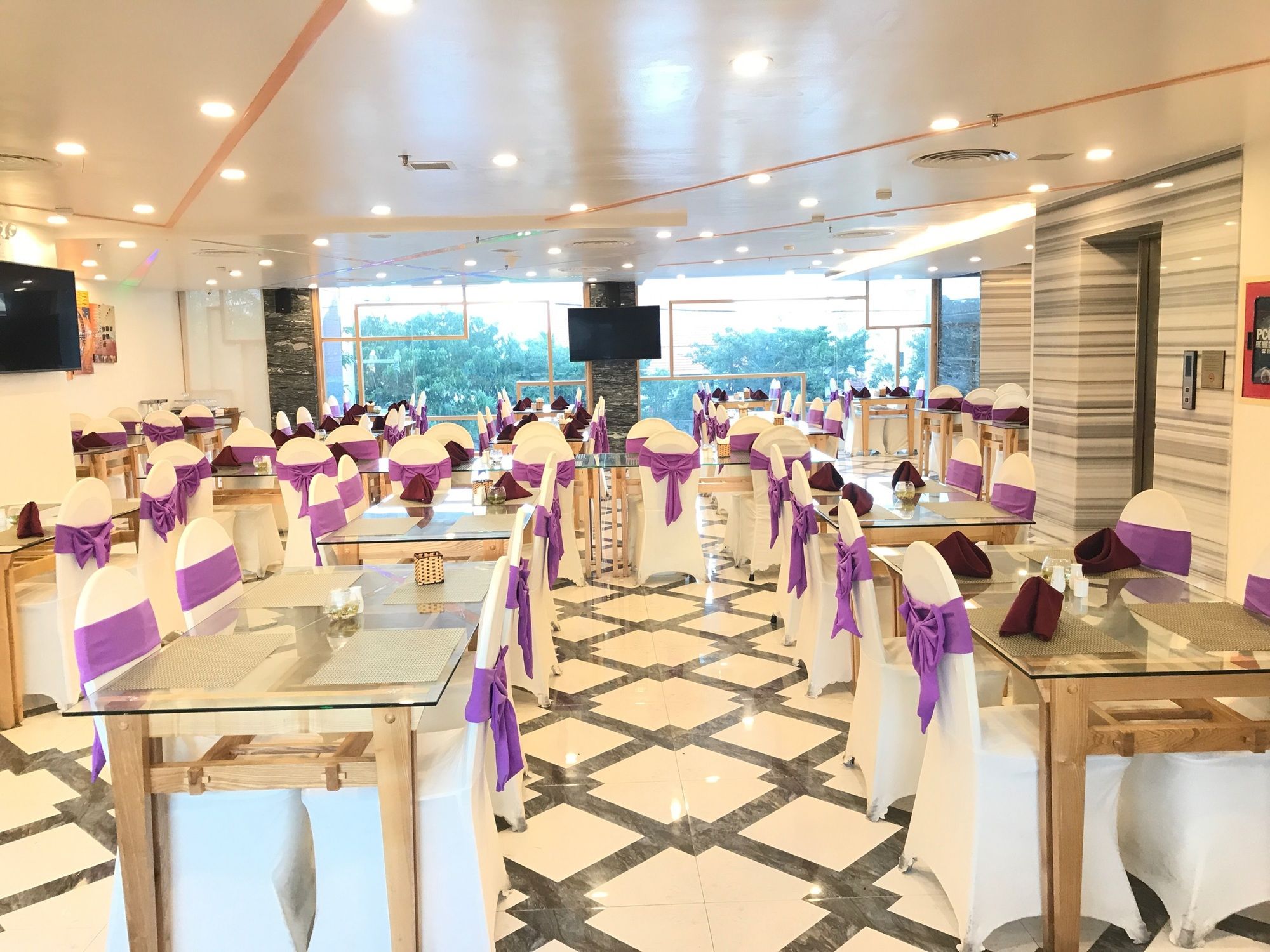 Фото Grand Jeep Hotel Danang