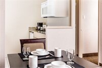 Фото Campus Tower Suite Hotel