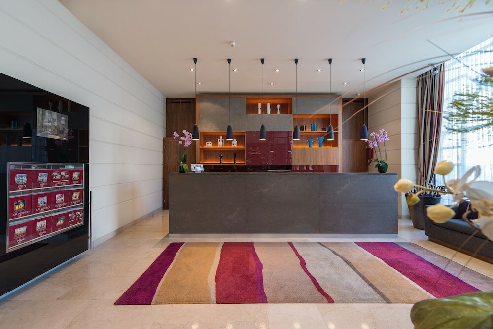 Фото K+k Palais Hotel