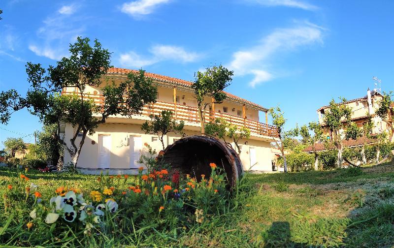 Фото Апарт-отель Ever Green