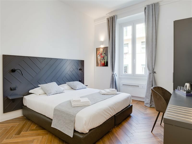 Фото The Right Place