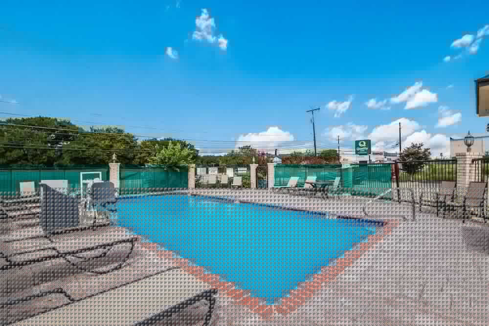 Фото Quality Inn Near Medical Center