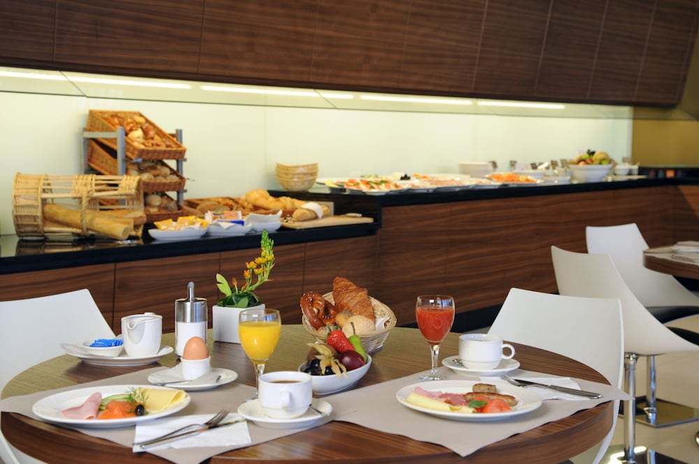 Фото Novotel Nuernberg Messezentrum