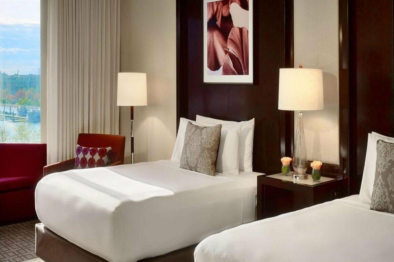 Фото The Royal Sonesta Harbor Court Baltimore