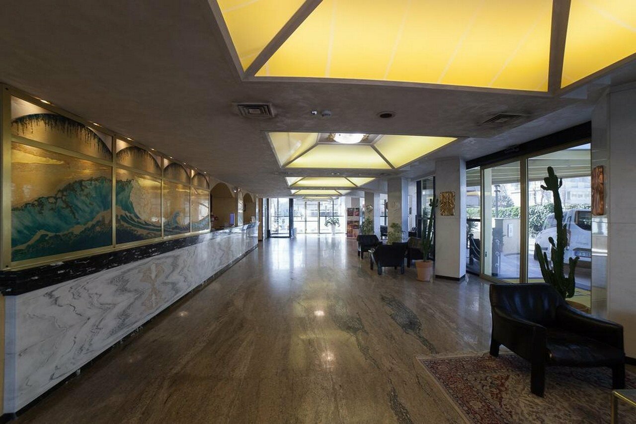 Фото Hotel Diplomat Palace