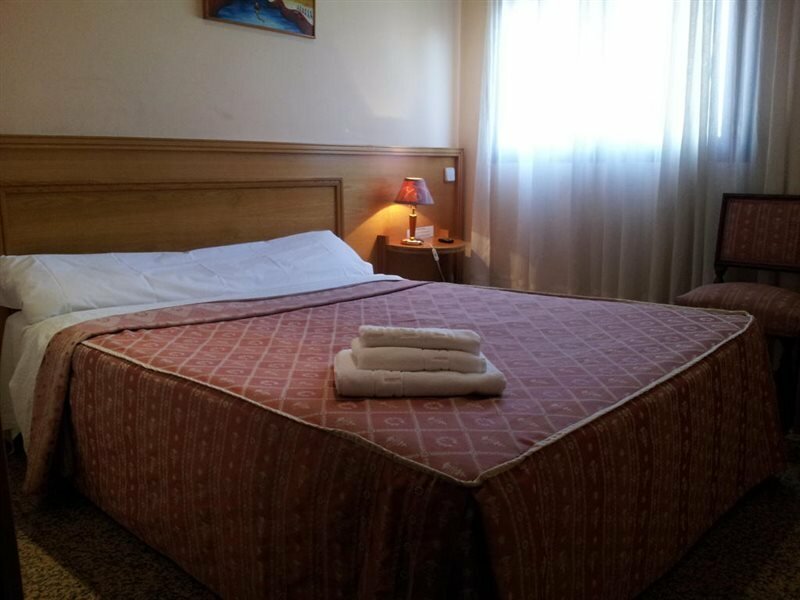 Фото Hostal Juan Xxiii