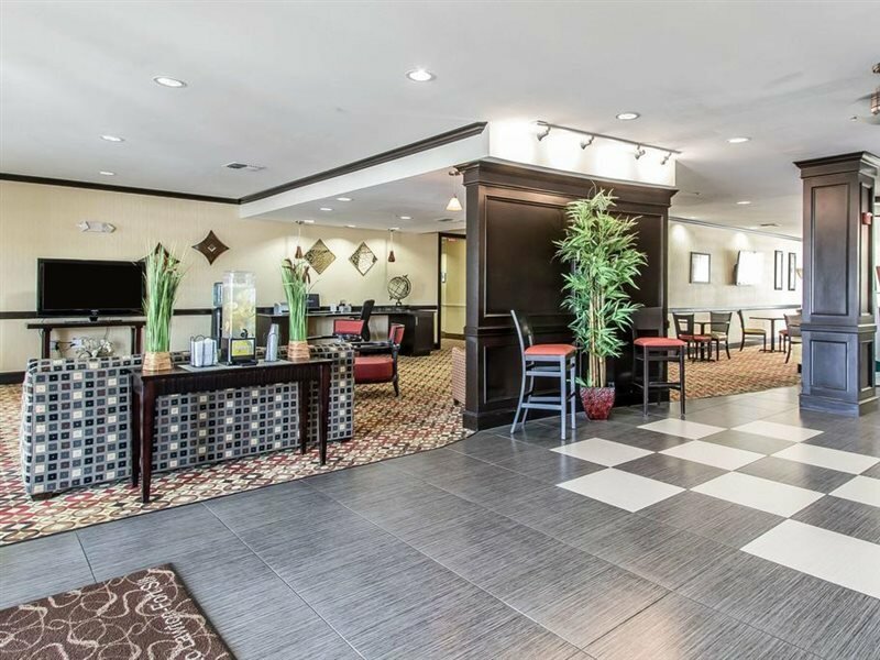 Фото Comfort Suites Lawton Near Fort Sill